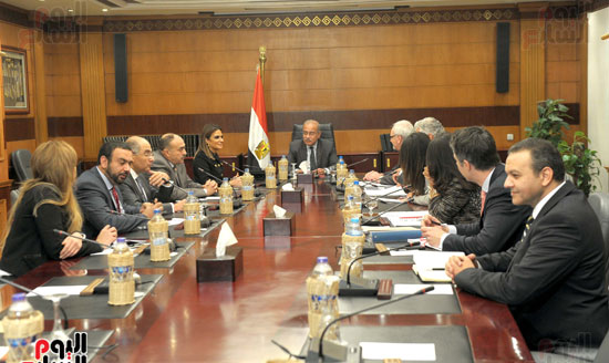 لقاء المهندس شريف إسماعيل رئيس مجلس الوزراء  بالرئيس التنفيذي لمؤسسة التمويل الدولية  (1)