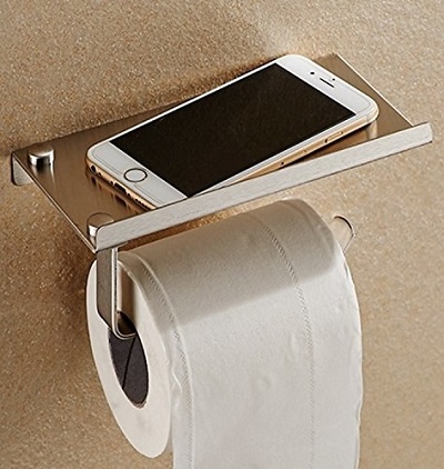 فكرة لحفظ تليفونك داخل الحمام