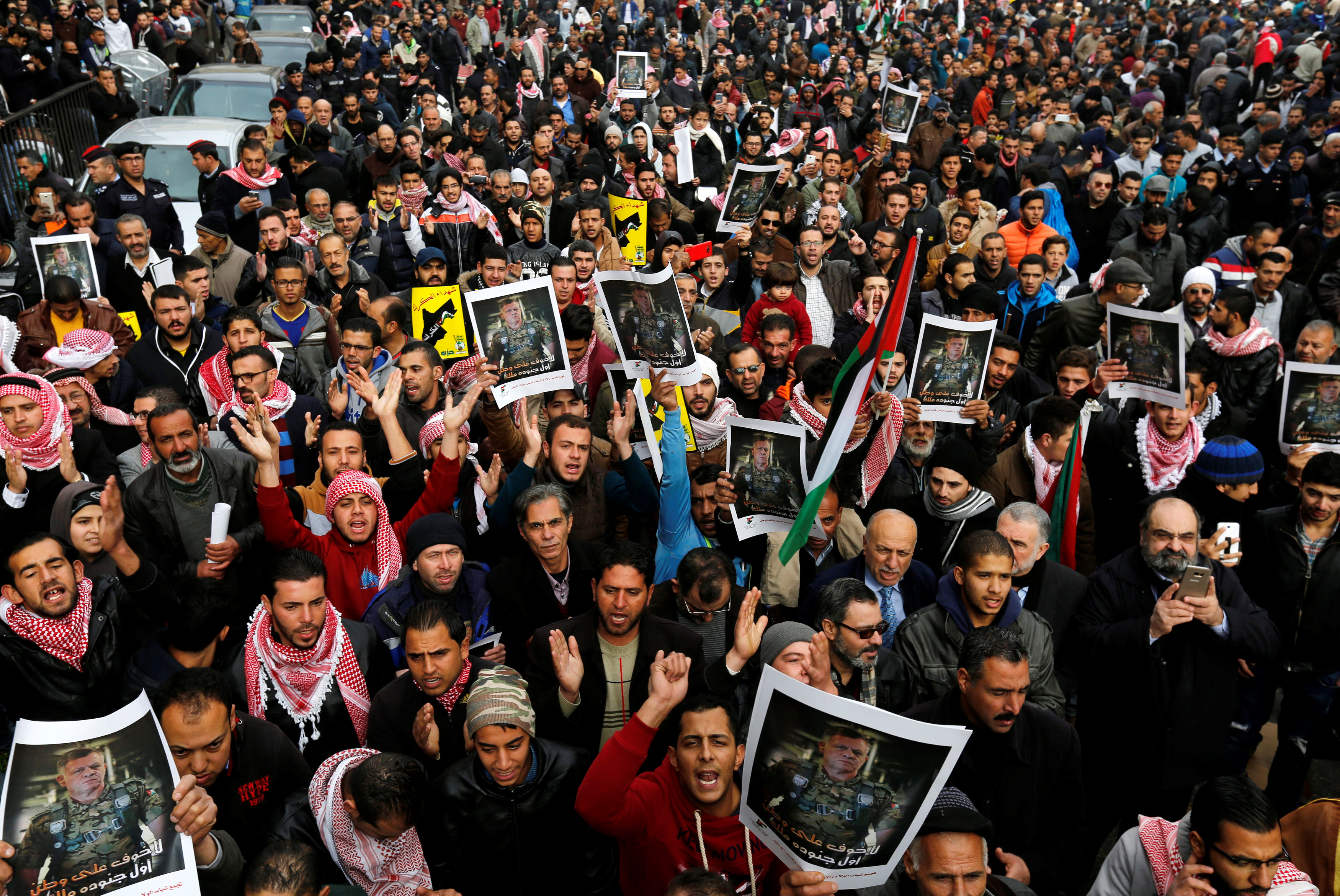 تظاهر  آلاف من الأردنيين ضد الارهاب