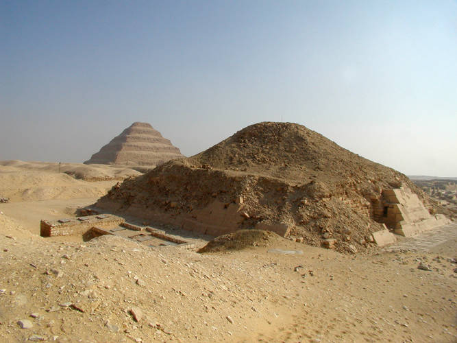 اكتشاف تجويف بحجم طائرة في هرم خوفو في مصر 51279-هرم-أوناس