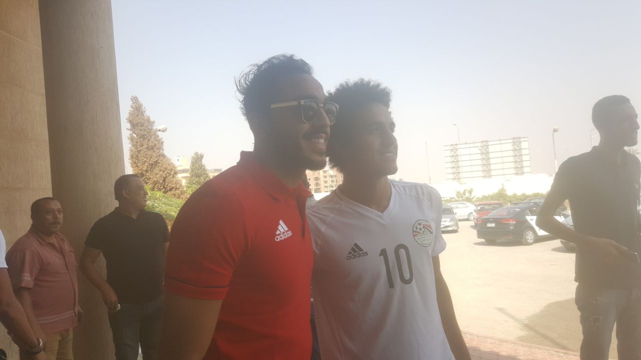 كهربا والتقاط الصور كهربا والتقاط الصور