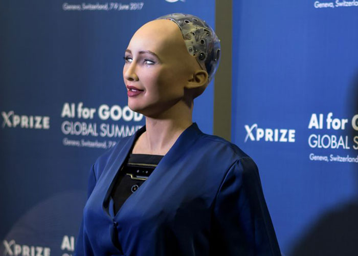 صوفيا أول روبوت سعودية