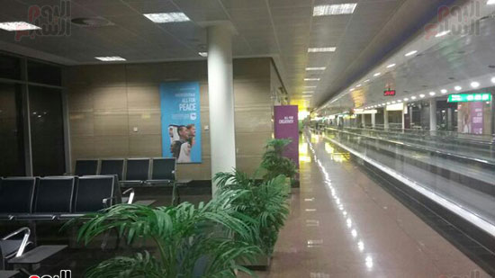 مطار القاهرة (7)