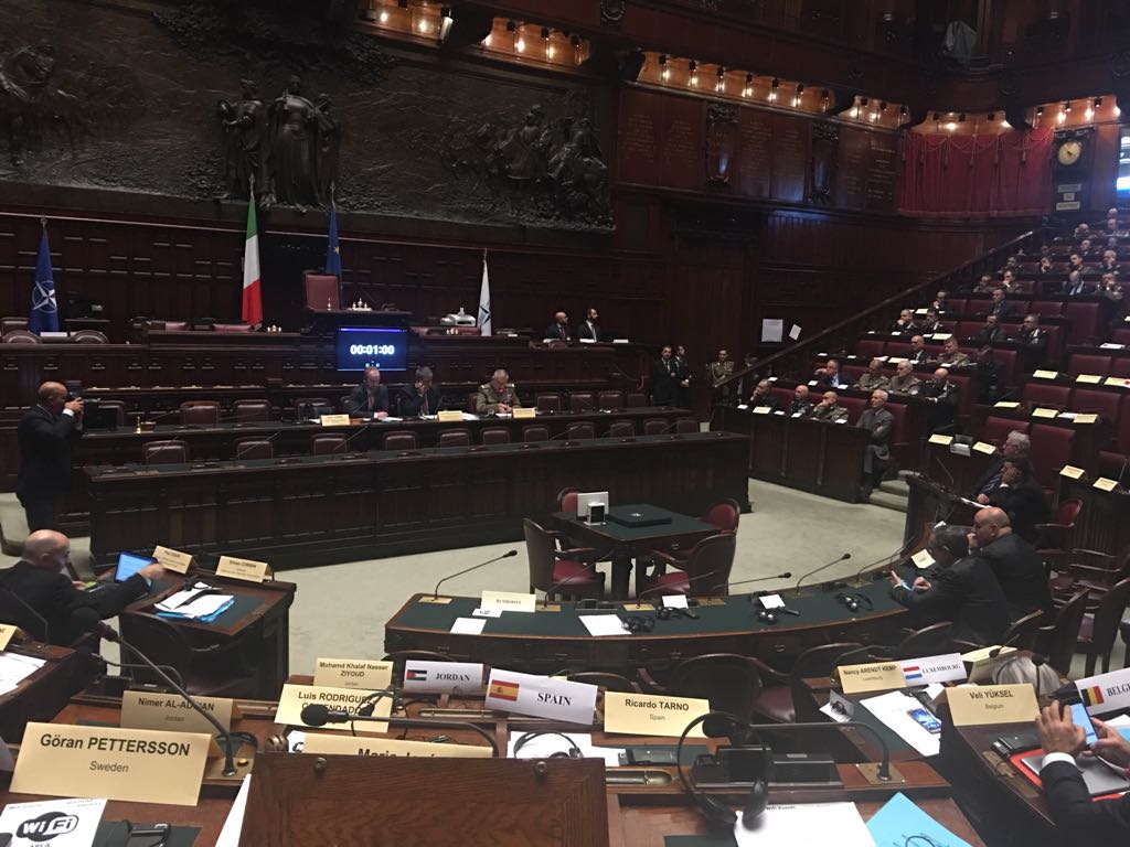 جلسة للبرلمان الإيطالى جلسة للبرلمان الإيطالى