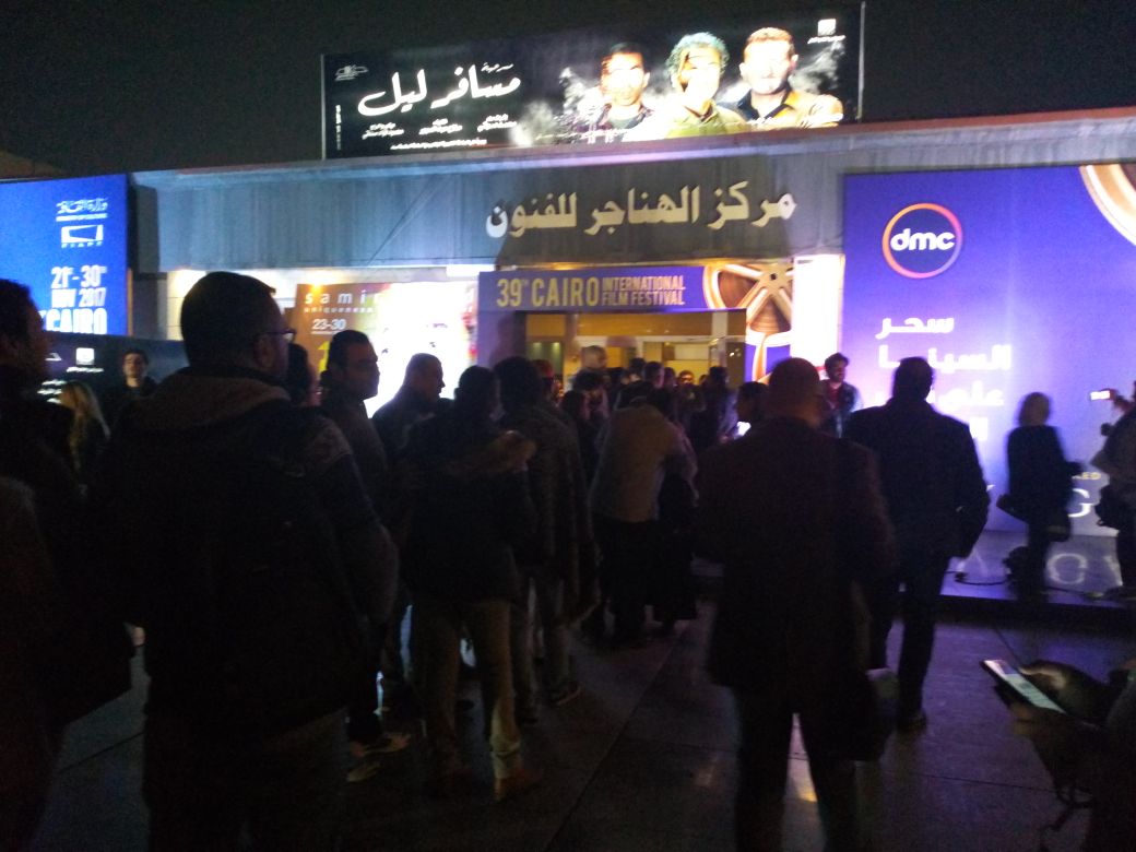 طوابير أمام الفيلم السورى 