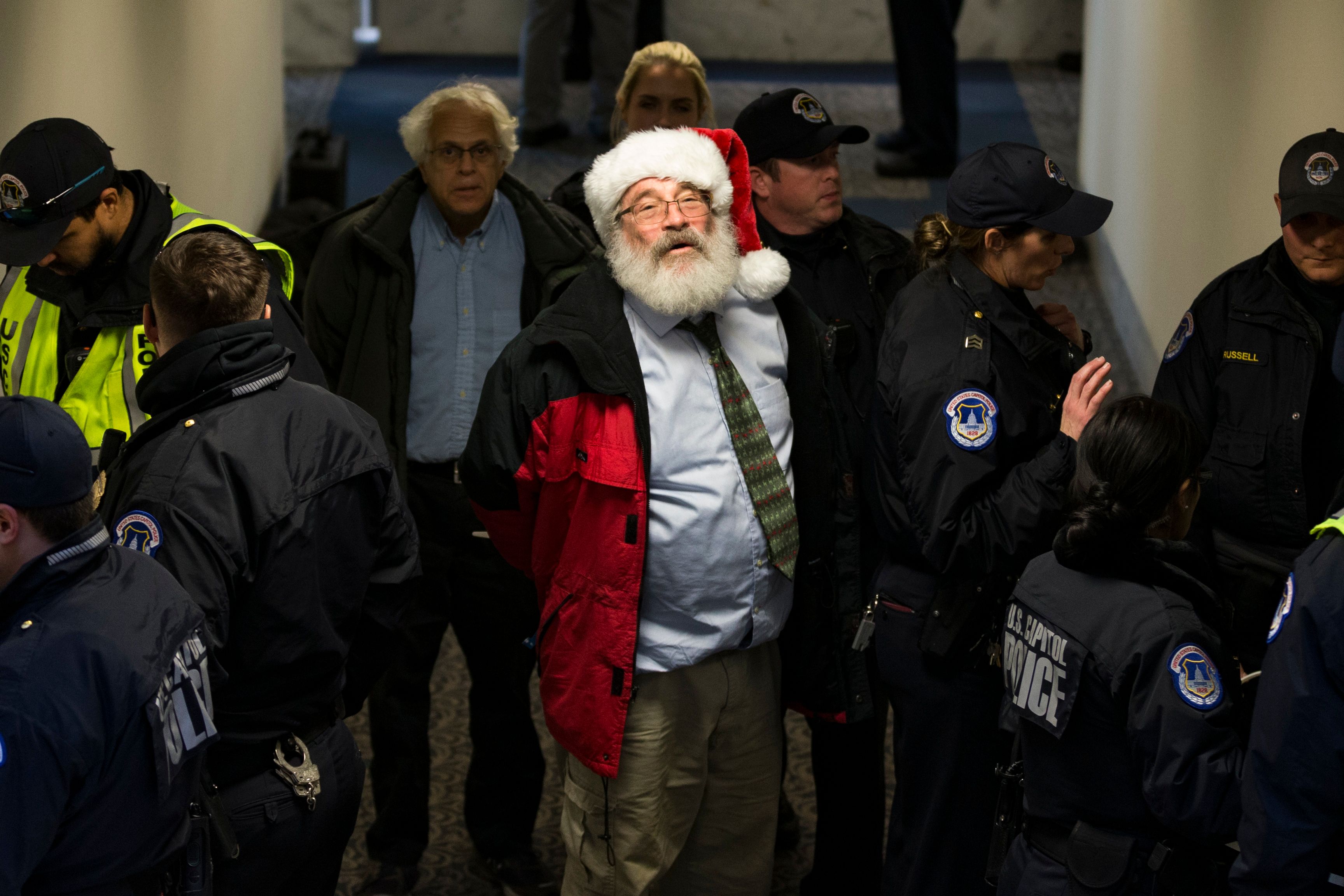 اعتقالات داخل الكونجرس