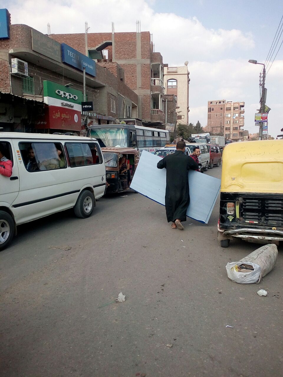 توقف الحركة المرورية بنوي اتجاه القاهرة 
