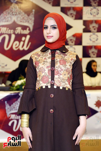  المتسابقة المصرية أمل عاطف