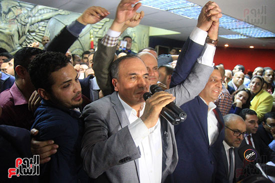 قلاش مهنئًا عبد المحسن سلامة (4) قلاش مهنئًا عبد المحسن سلامة (4)