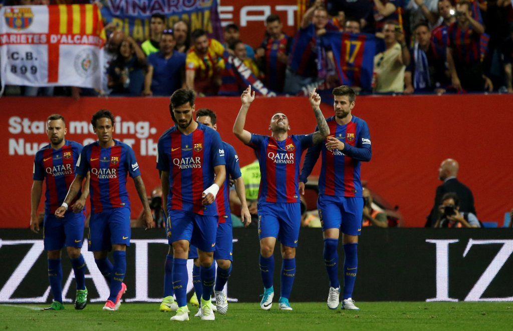 احتفال نجوم برشلونة
