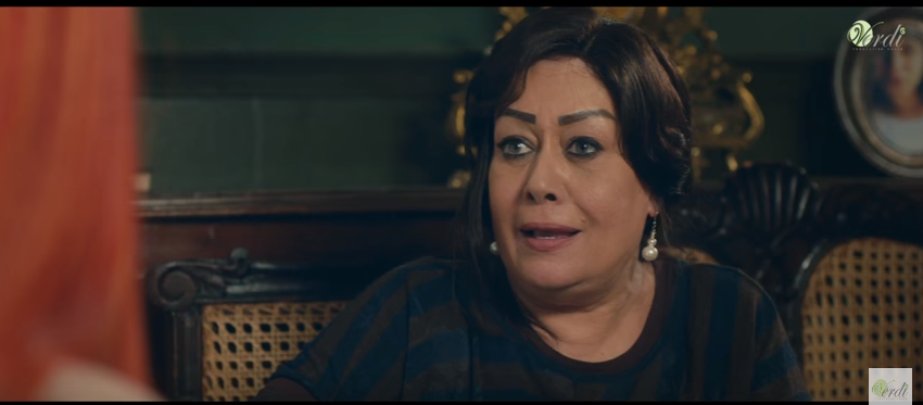 هالة فاخر ام امير كرارة في مسلسل كلبش