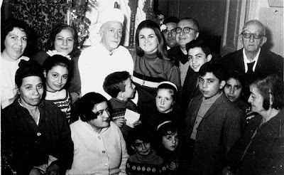 في نهاية حياتها كان لديها شعور بالاضهاد في نهاية حياتها كان لديها شعور بالاضهاد