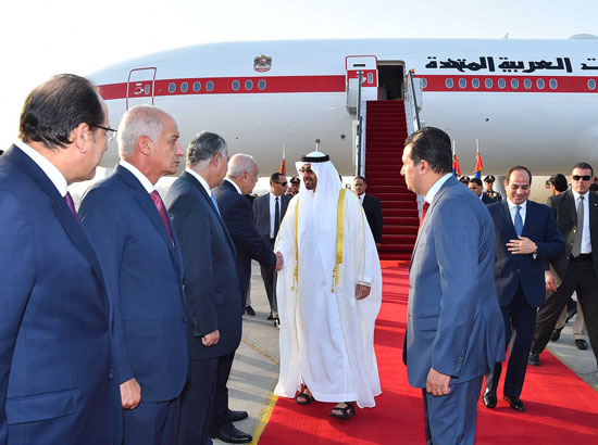 مباحثات السيسى وبن زايد  (3)