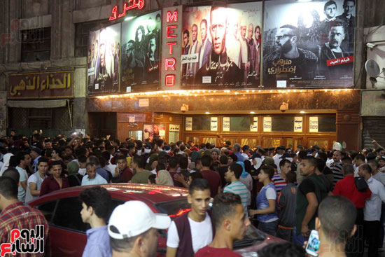 الشرطة النسائية تؤمن سينمات وسط البلد (10) الشرطة النسائية تؤمن سينمات وسط البلد (10)
