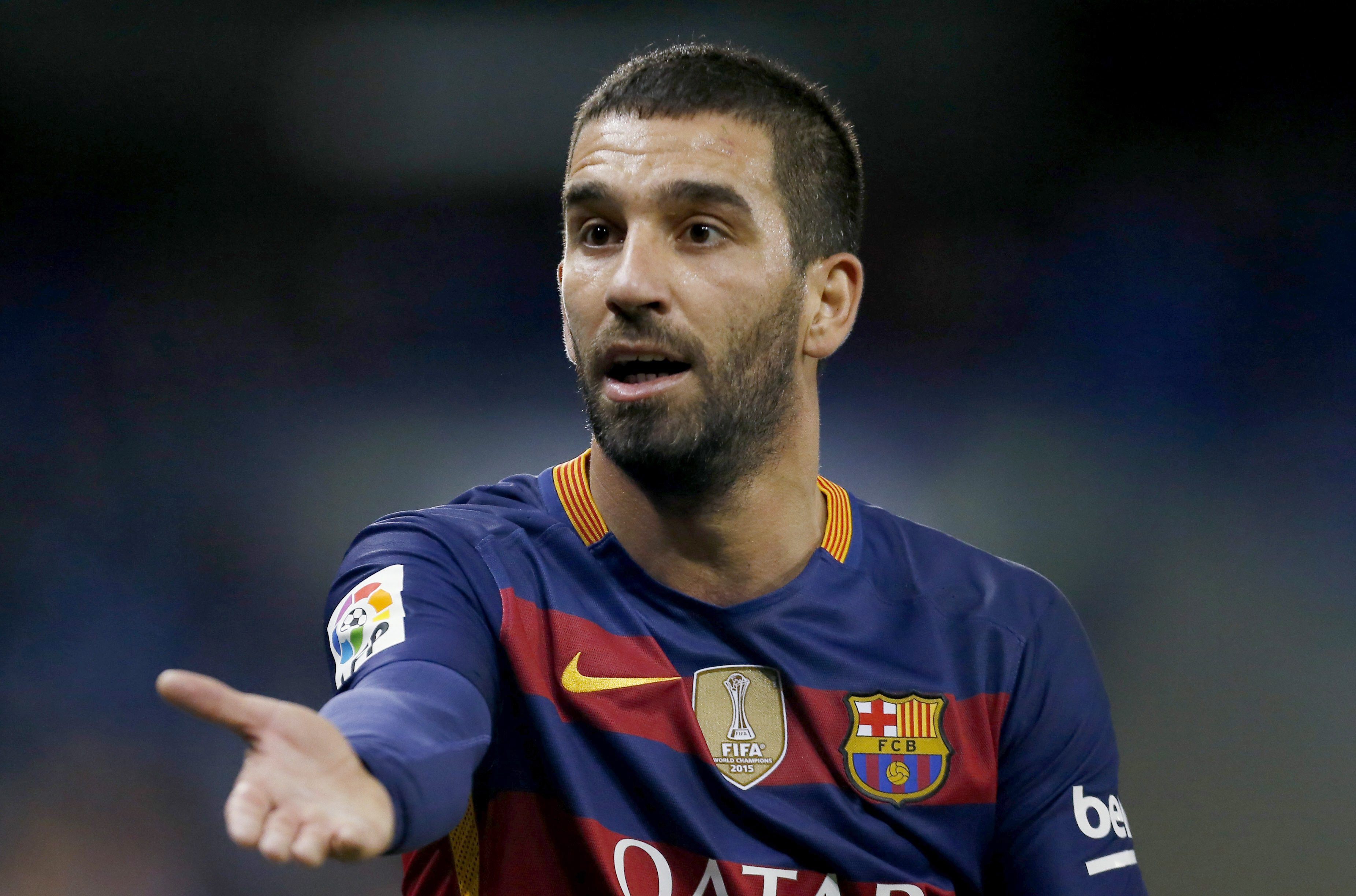 توران لاعب برشلونة توران لاعب برشلونة