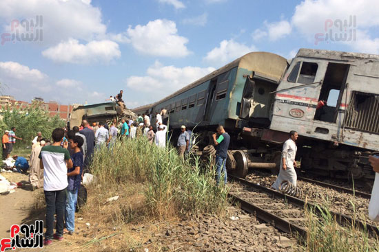 تصادم قطارين فى منطقة خورشيد بالإسكندرية (4)