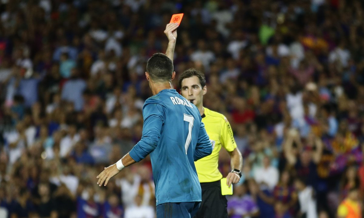 طرد رونالدو نجم ريال مدريد طرد رونالدو نجم ريال مدريد