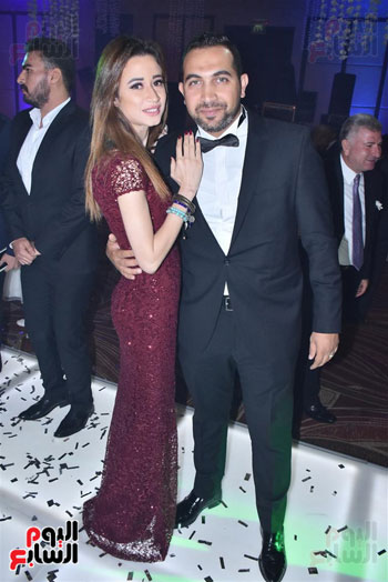هيثم شاكر يغنى فى حفل زفاف شقيقة محمد زيدان (35)