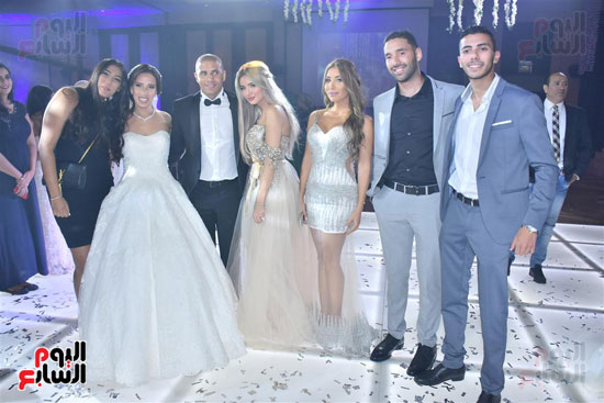هيثم شاكر يغنى فى حفل زفاف شقيقة محمد زيدان (48)