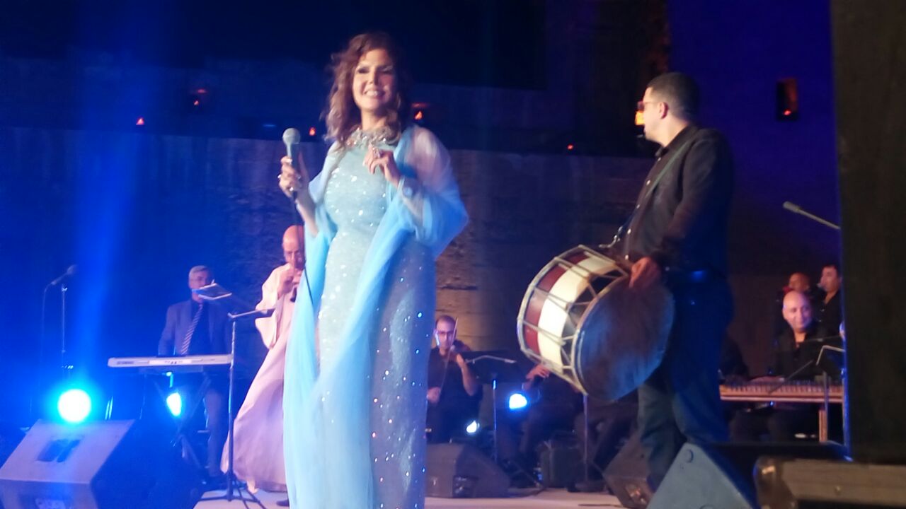 حفل نادية مصطفى (3) حفل نادية مصطفى (3)