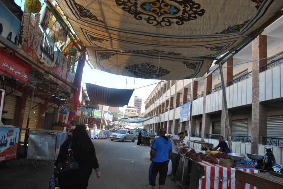 الأهالى يطالبون بنقل سوق الجمعة بالإسماعيلية