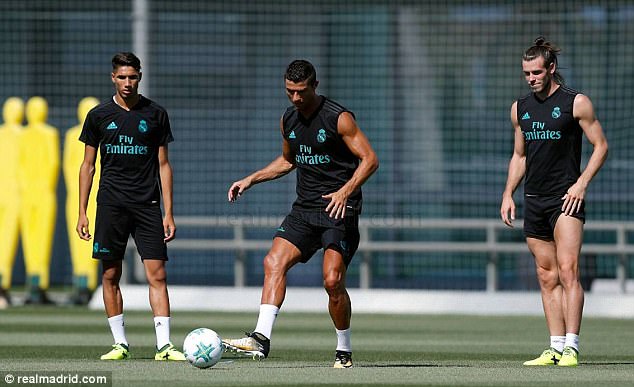 رونالدو في مران ريال مدريد رونالدو في مران ريال مدريد