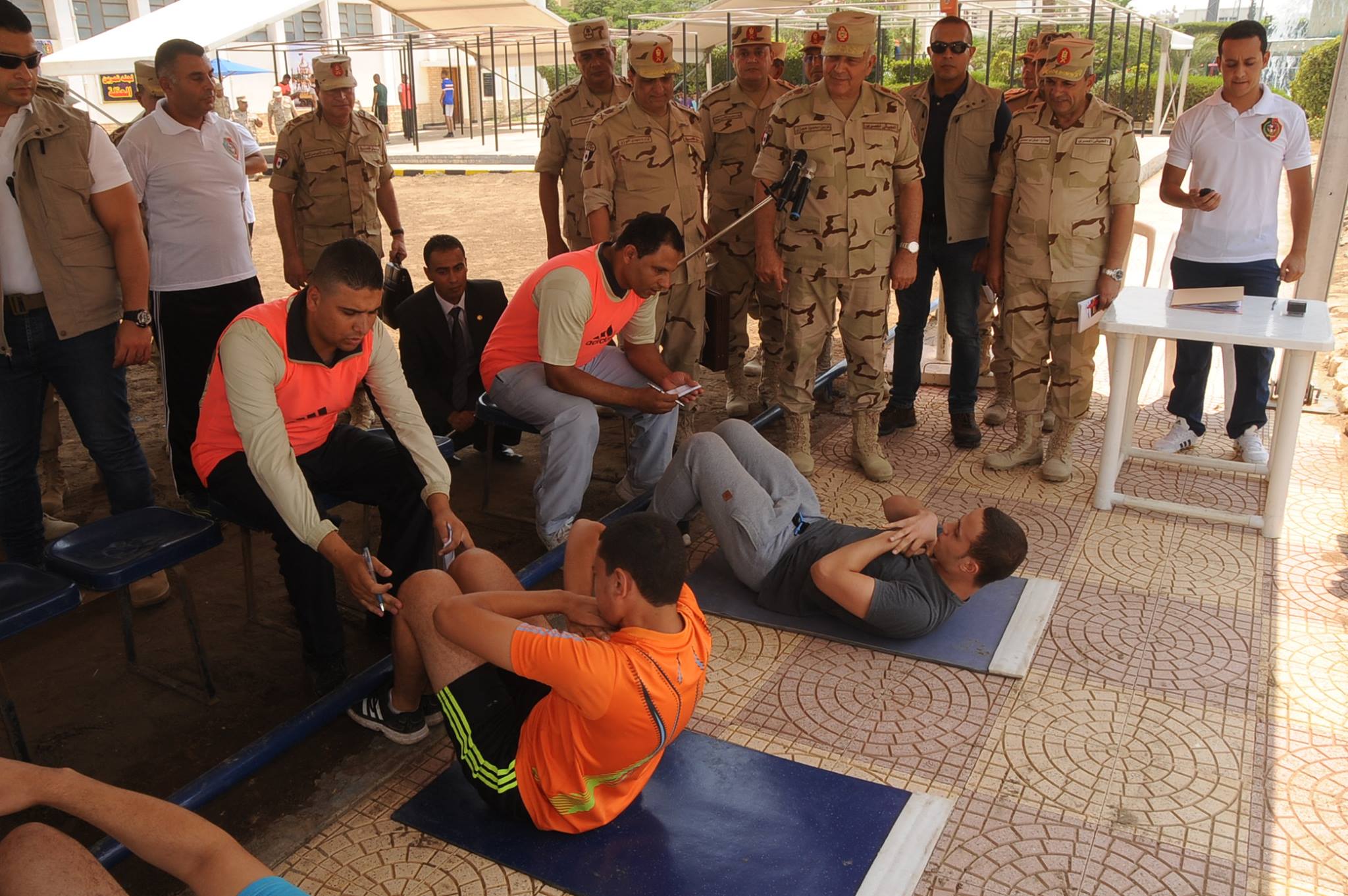 الفريق محمود حجازى يتفقد اجراءات القبول فى الكليات العسكرية (1) الفريق محمود حجازى يتفقد اجراءات القبول فى الكليات العسكرية (1)