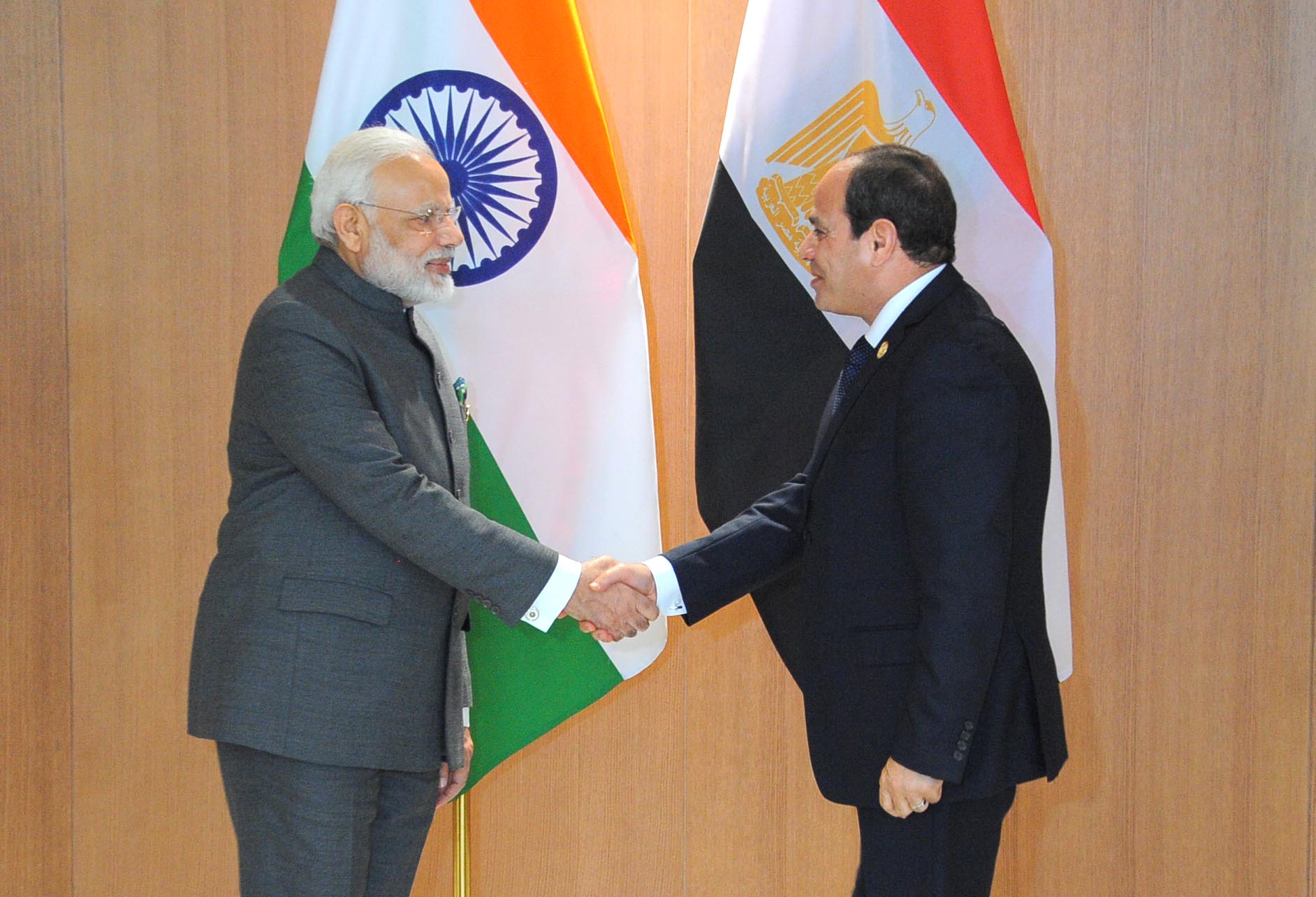 الرئيس يلتقى رئيس وزراء الهند ويعقد معه جلسة مباحثات‎ (3)