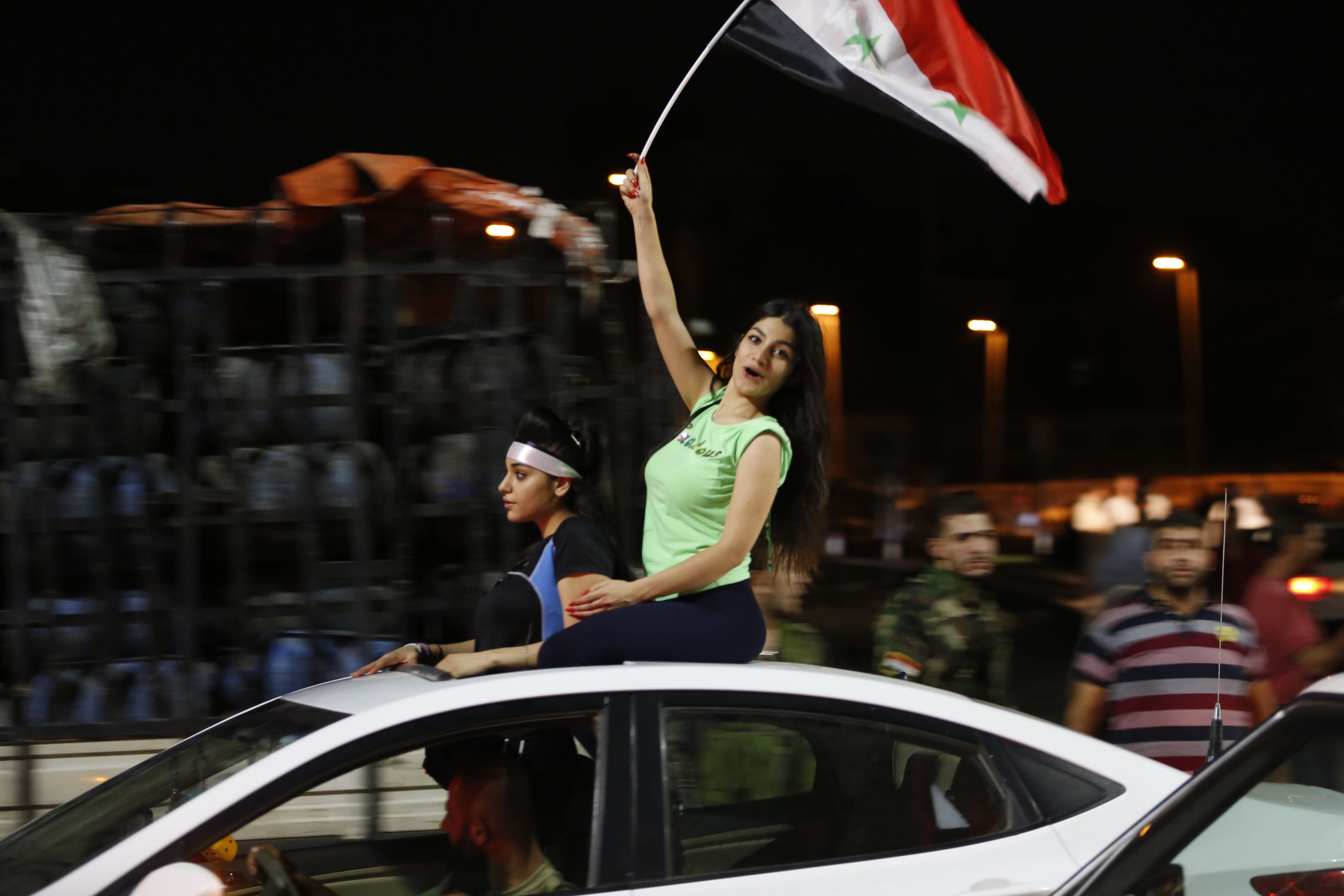 فرحة السوريين بالتأهل للملحق الآسيوى (1) فرحة السوريين بالتأهل للملحق الآسيوى (1)
