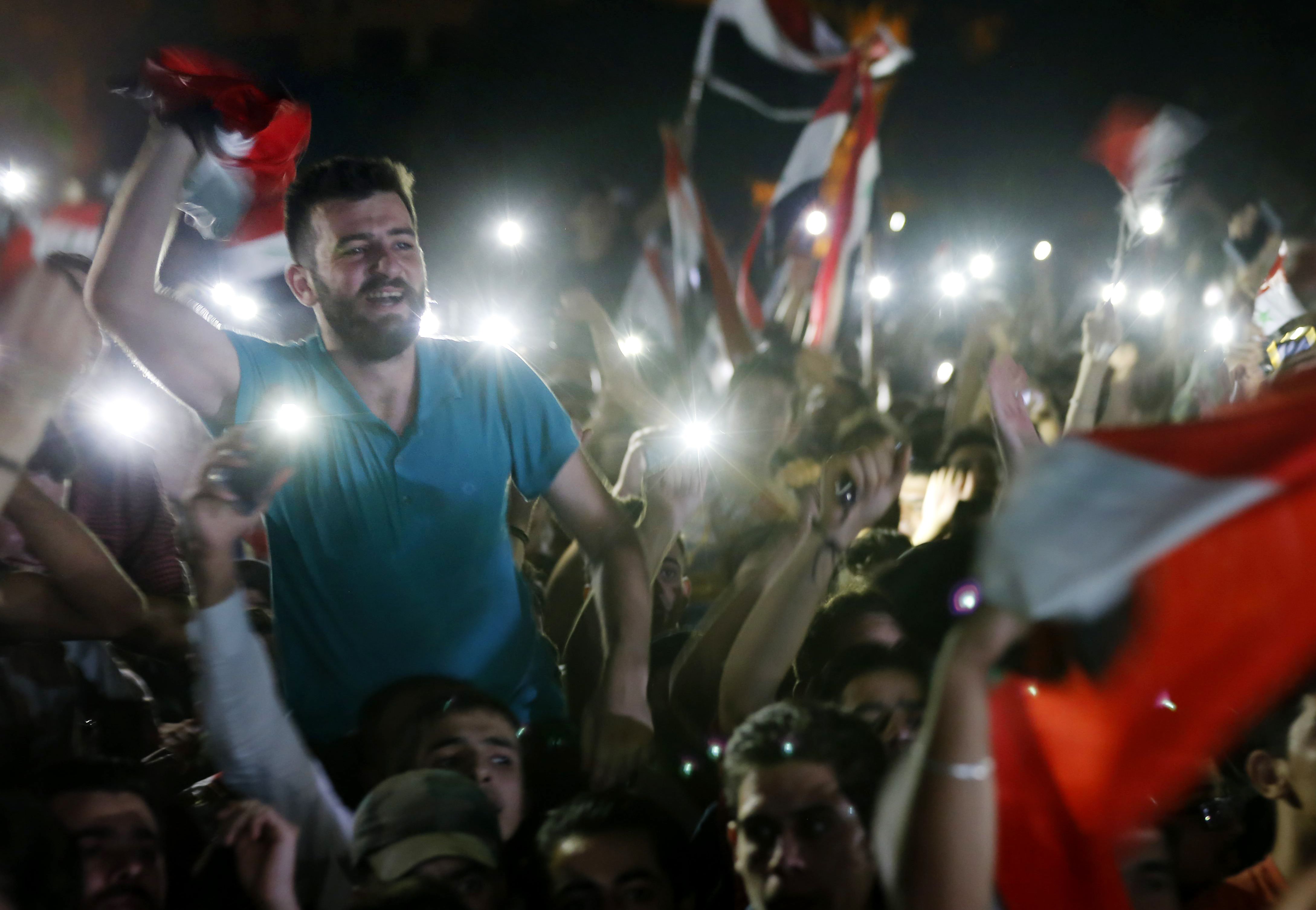 فرحة السوريين بالتأهل للملحق الآسيوى (7) فرحة السوريين بالتأهل للملحق الآسيوى (7)