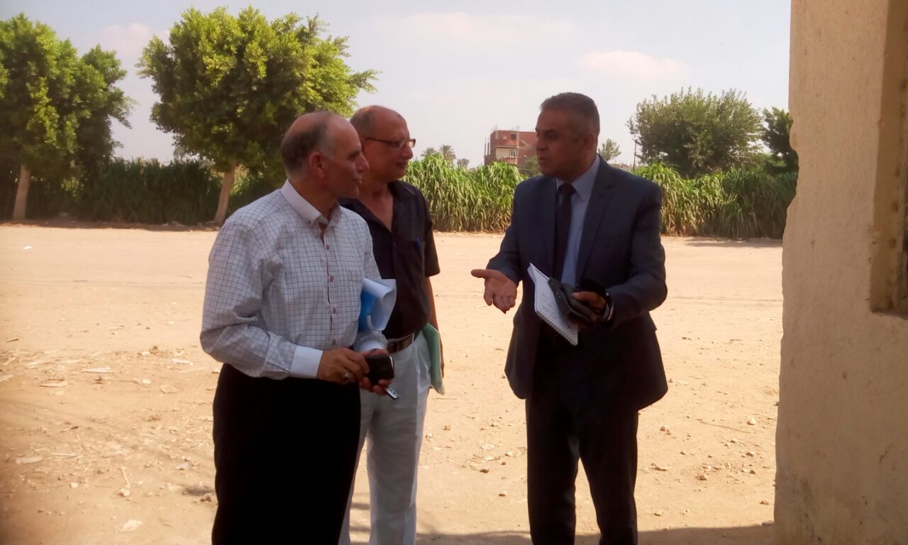 عادل عطية مدير التعليم العام بالقليوبية  (2)