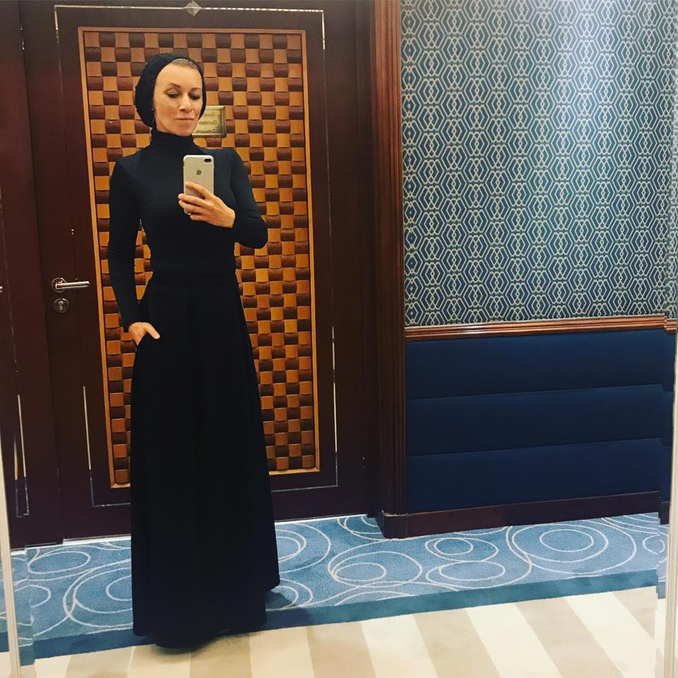زاخاروفا بالزى الإسلامى زاخاروفا بالزى الإسلامى