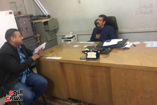 محرر اليوم السابع مع مدير المركز الشامل للتأهيل باسيوط محرر اليوم السابع مع مدير المركز الشامل للتأهيل باسيوط