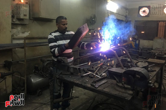 جانب من صناعة الدراجة الثلاثية جانب من صناعة الدراجة الثلاثية