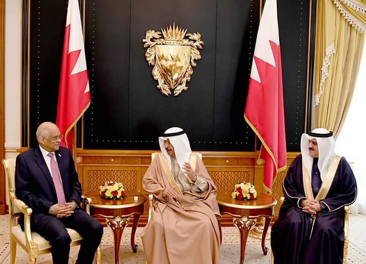 الدكتور على عبد العال رئيس مجلس النواب فى لقائه بالأمير خليفة بن سلمان رئيس وزراء البحرين (3)