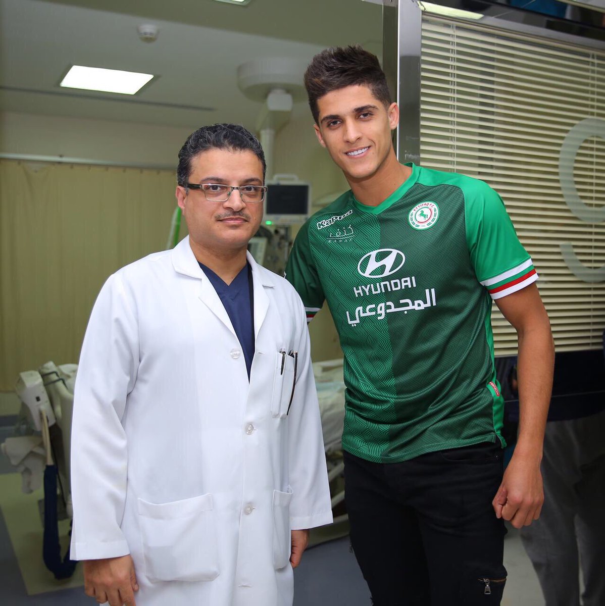 احمد الشيخ يجرى الفحوصات الطبية 1