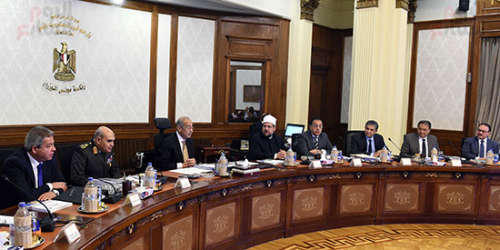 اجتماع الحكومة الأسبوعى برئاسة شريف إسماعيل لمناقشة تقارير الوزراء (18)
