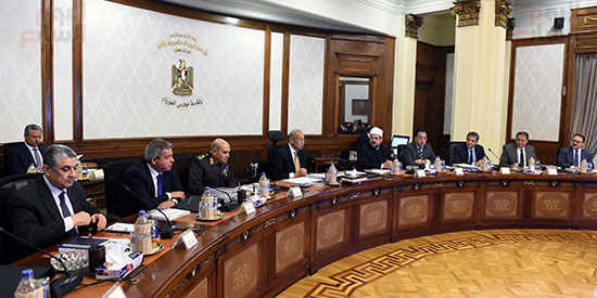 اجتماع الحكومة الأسبوعى برئاسة شريف إسماعيل لمناقشة تقارير الوزراء (19)