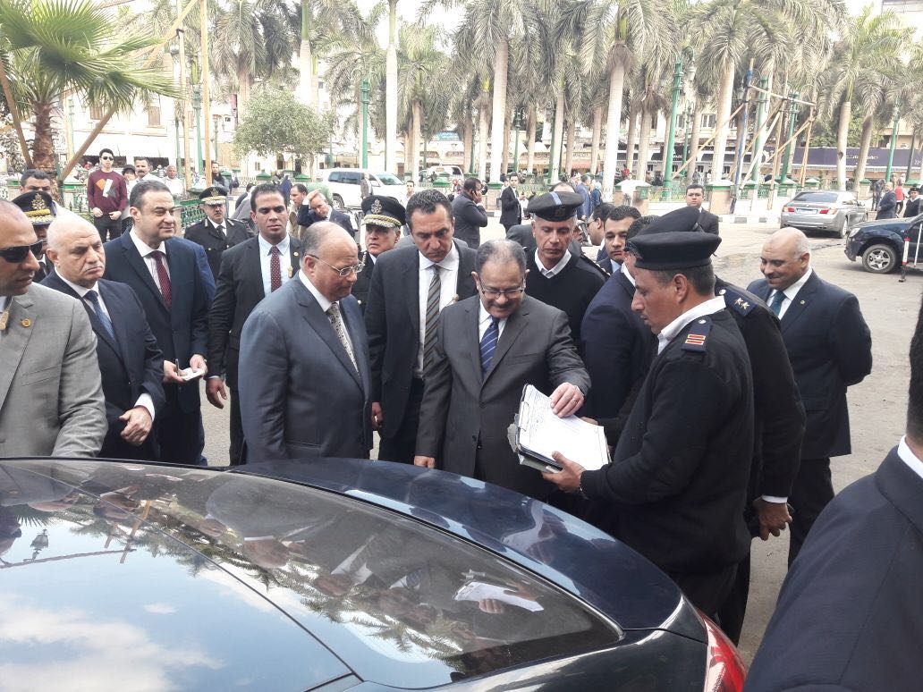 وزير الداخلية يتفقد شوارع وسط القاهرة (1)
