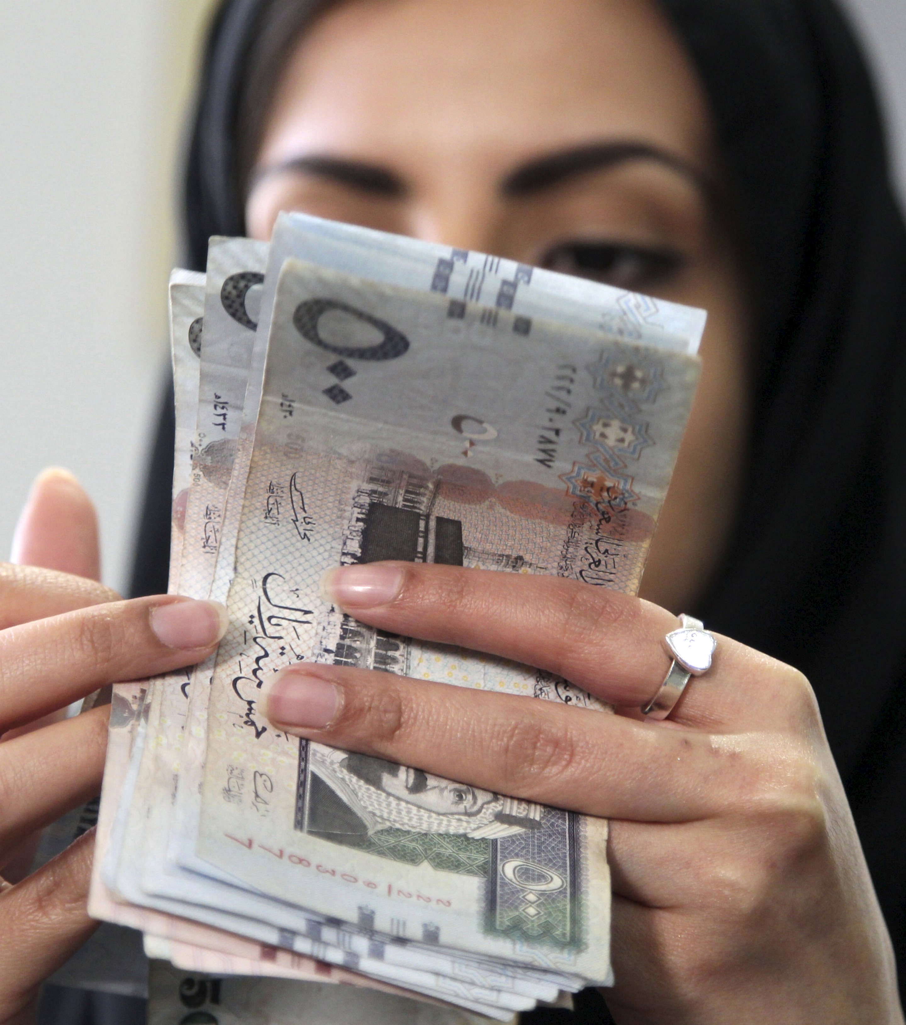 سعر عملة الريال السعودى