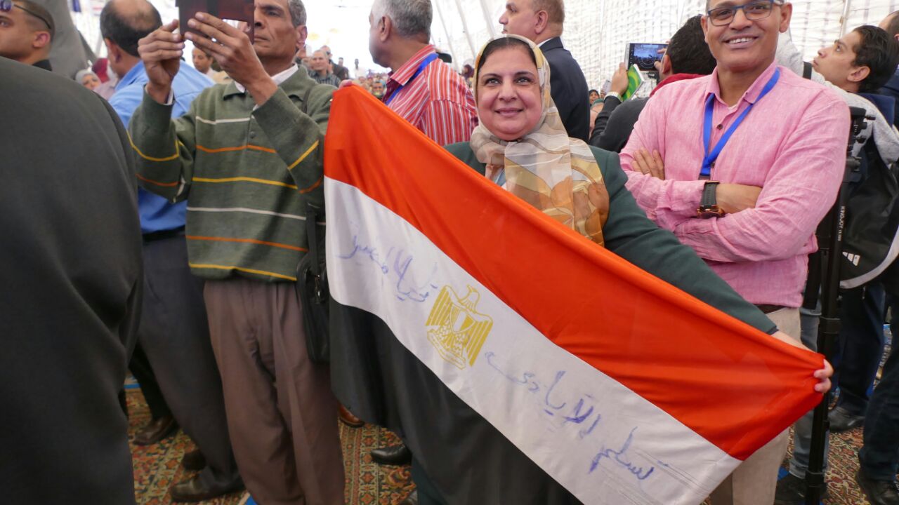 مؤتمر لعمال مصر لتأييد الرئيس عبد الفتاح السيسى لفترة ثانية  (1)