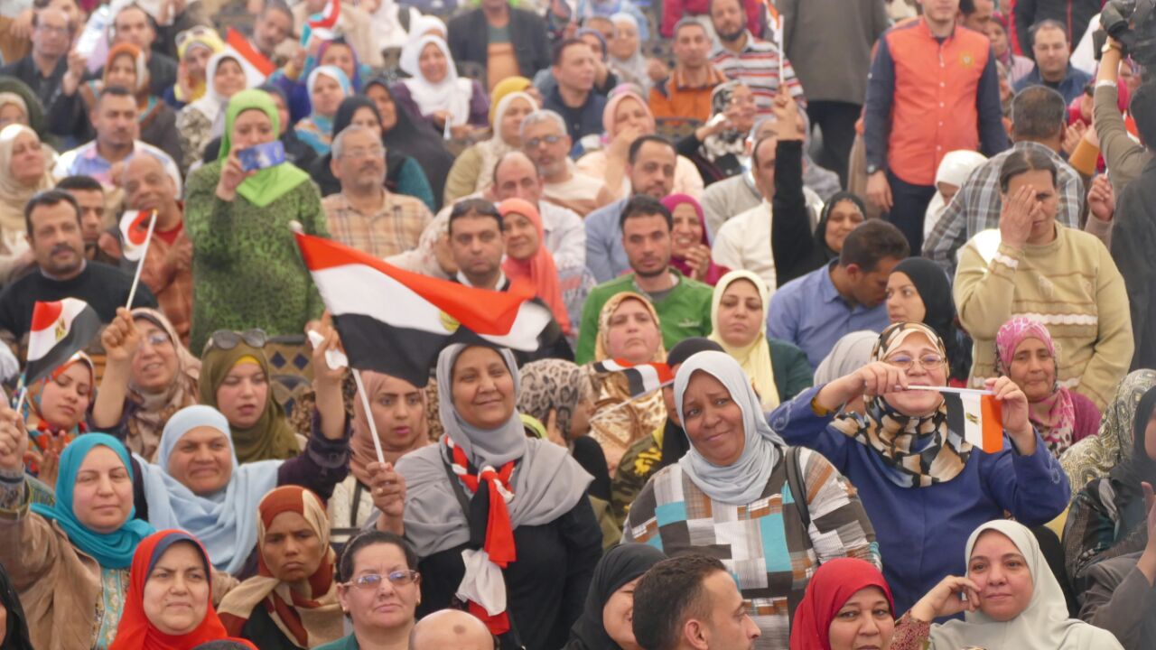 مؤتمر لعمال مصر لتأييد الرئيس عبد الفتاح السيسى لفترة ثانية  (2)