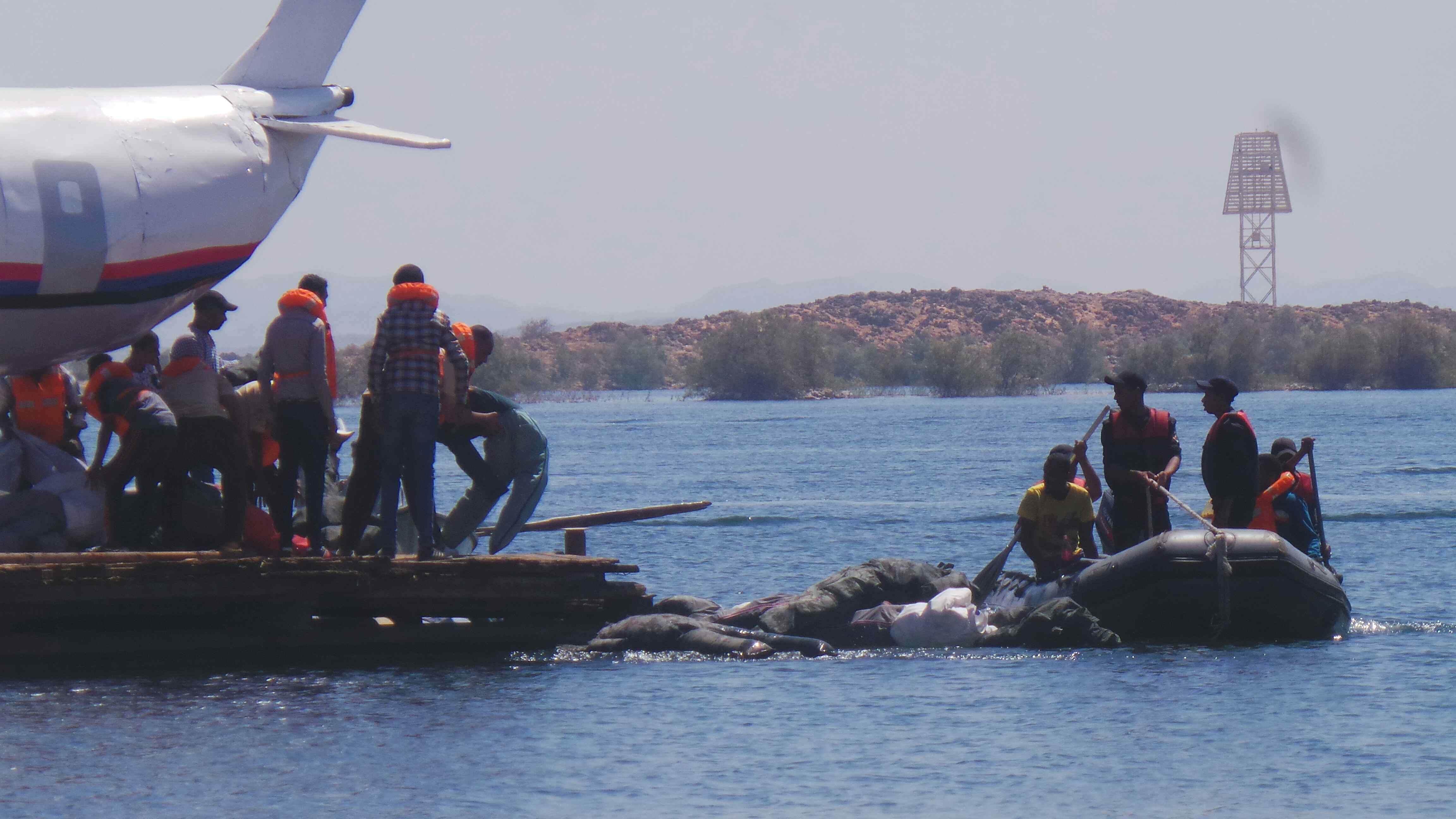 تجربة طوارئ بمطار أسوان (4)