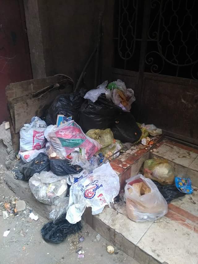 انتشار القمامة بشوارع قرية جنزور  (1)
