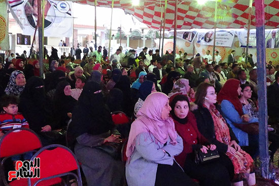 حضور المرأة المطروح بمؤتمر مستقبل وطن لدعم السيسى