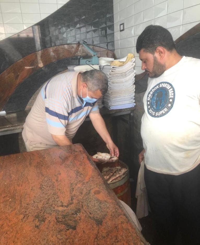 حملة على محال بيع الأسماك المملحة حملة على محال بيع الأسماك المملحة