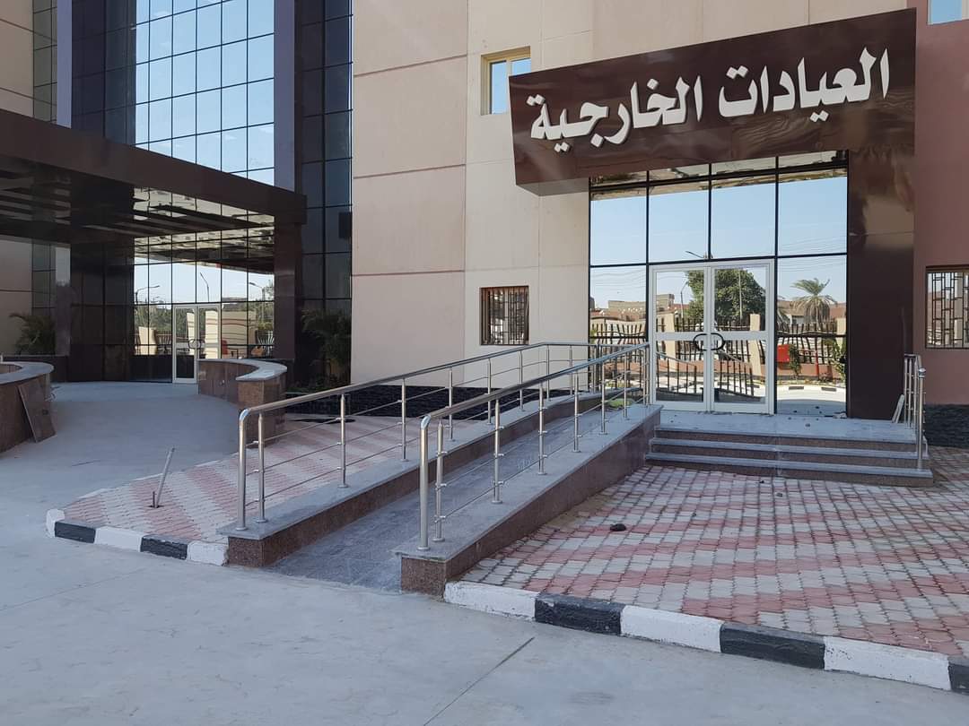 حياة كريمة تعيد للمرافق الصحية جمالها حياة كريمة تعيد للمرافق الصحية جمالها