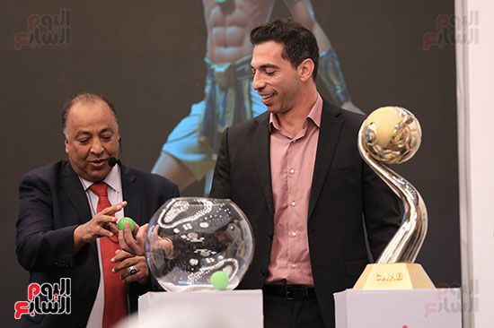 الاحمر يسحب قرعة امم افريقيا لليد الاحمر يسحب قرعة امم افريقيا لليد