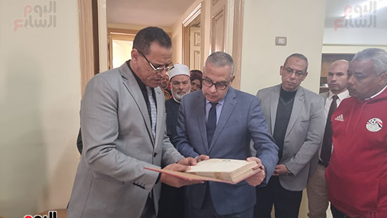 المكتبات المسؤولة مع المحافظ المكتبات المسؤولة مع المحافظ