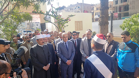 المحافظ-لحظة-دخوله-المعهد المحافظ-لحظة-دخوله-المعهد
